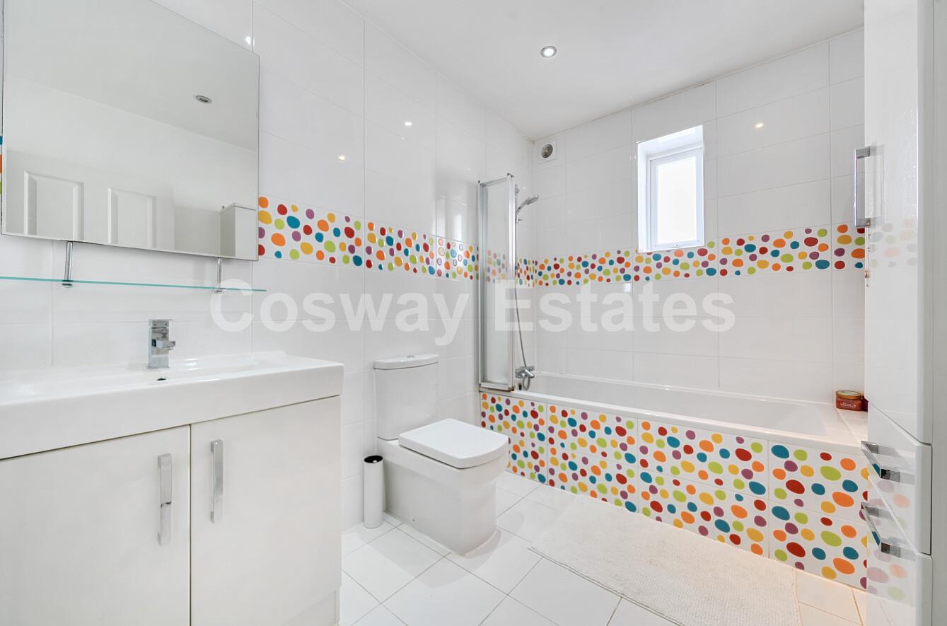 Hillside Grove, Mill Hill, NW7, London